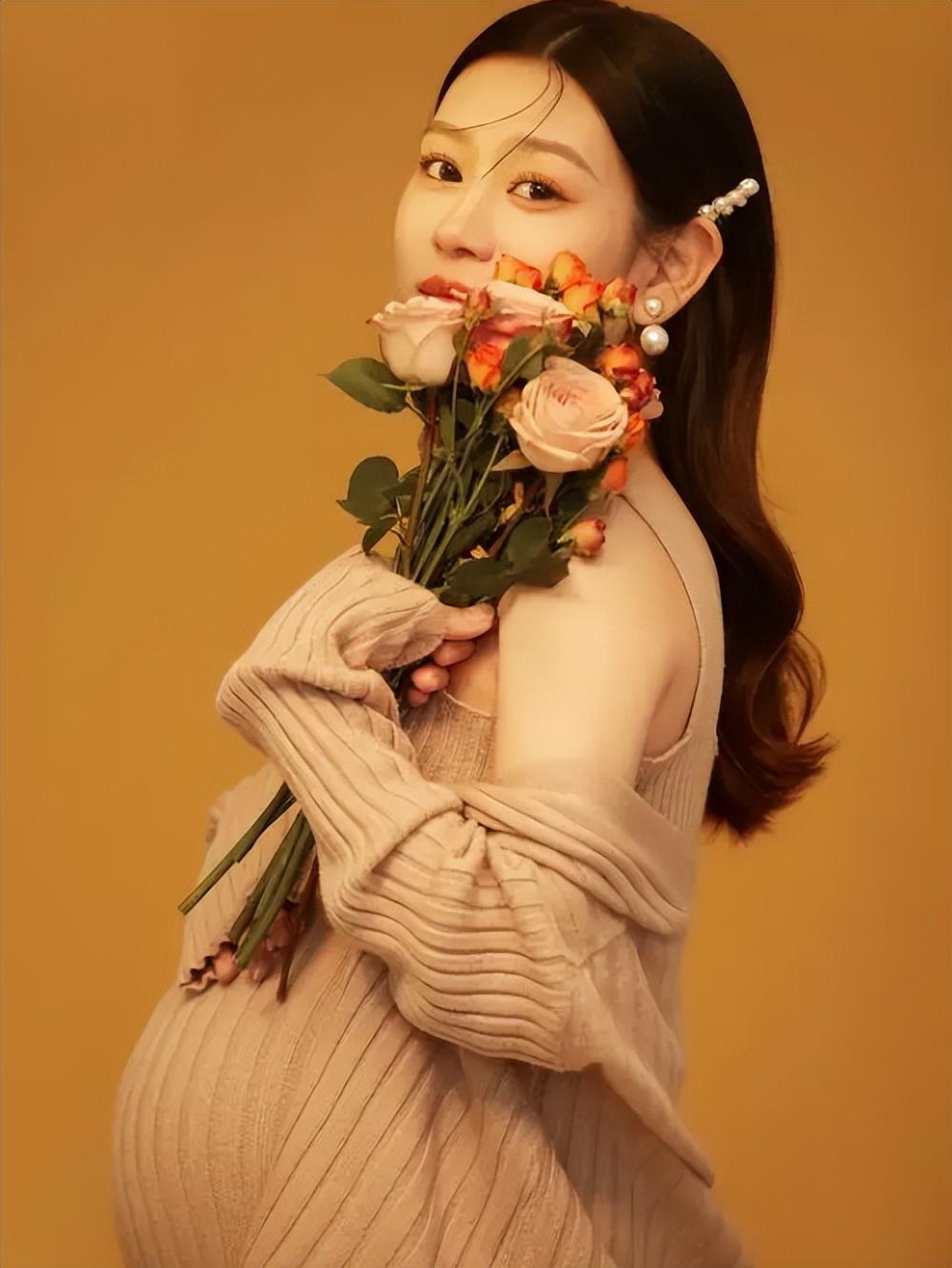 大妈跟儿媳妇吵起来了，终于了解了前因后果