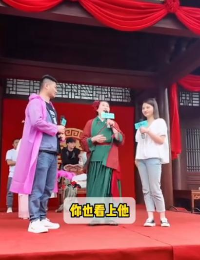 女子做人流手术遭遇价格骤变，医院套路引争议